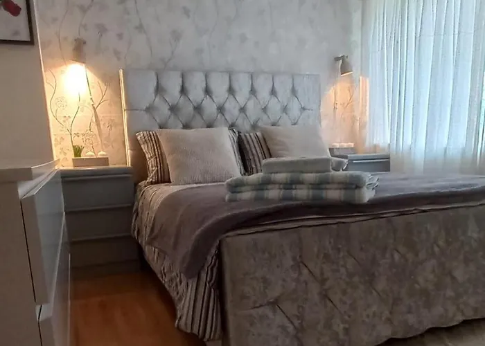 Cosy Bedroom Ensuite